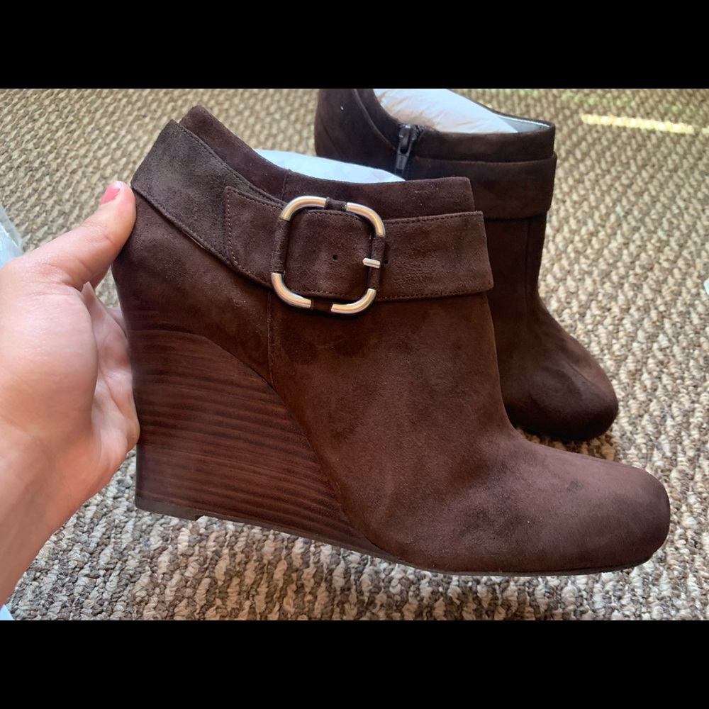 Womens booties (shoes) love these but they are too big.